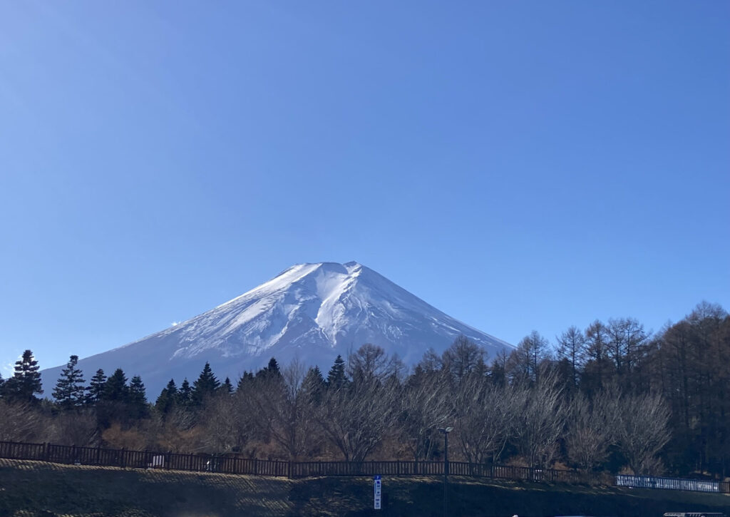 道の駅富士吉田からの富士山